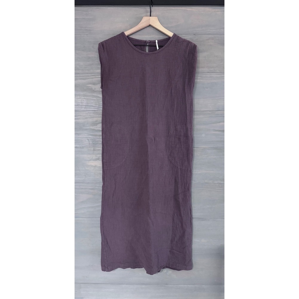 HELLO NITE Gauze Crew Midi
Loungewear Dress in Volcanic Glass Size XS‎ Cotton